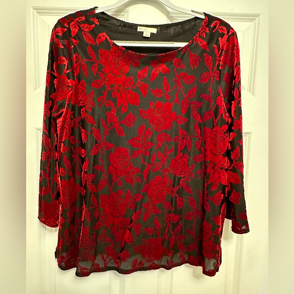 Women’s Cato top Red & Black